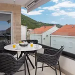 La Apartamento *