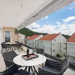 Apartamento La *