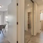 شقة La