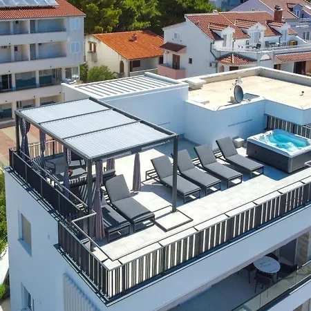 Apartment La